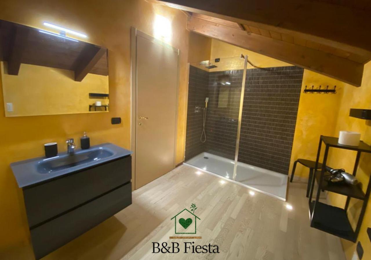 Villa Fiesta Oggiono Eksteriør billede